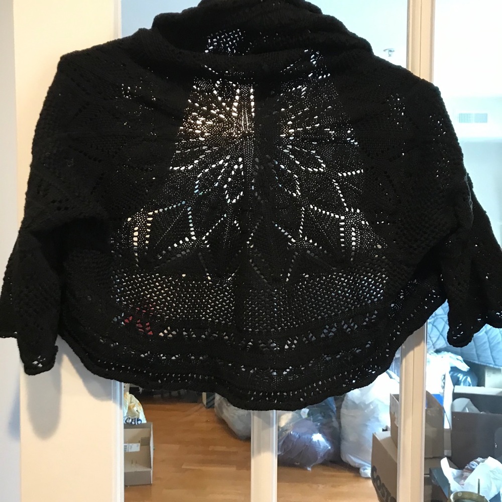 Hand crochet top - Picture 2 of 2